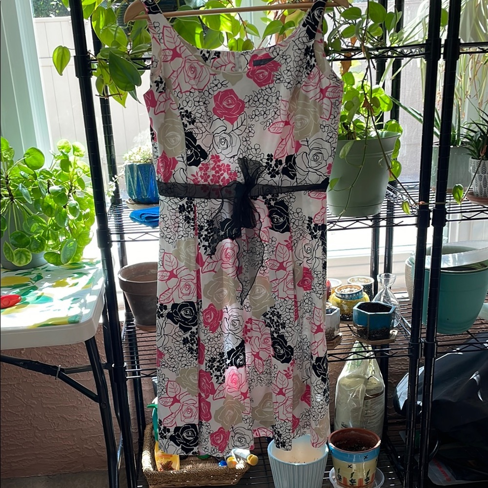 Hillard & Hanson White Floral Vintage Sleeveless Sundress sz 4